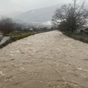 Intempéries : Les autorités montheysannes interdisent les promenades aux abords de la Vièze